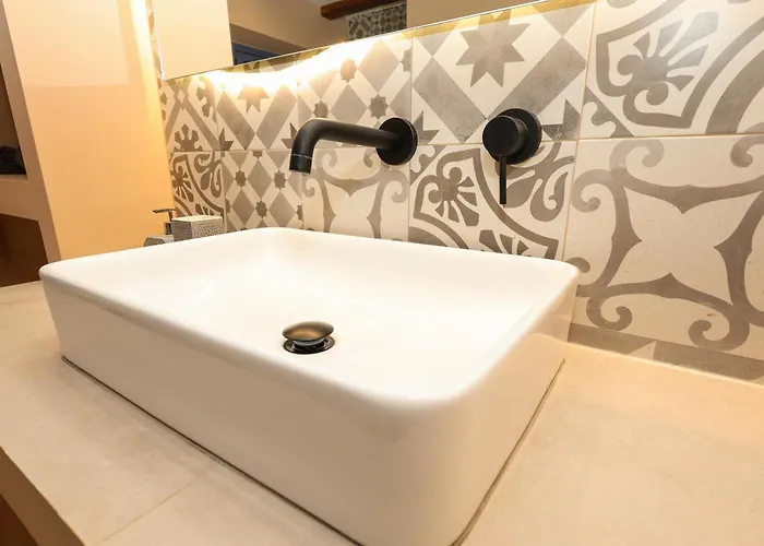 Aeolian Stone Villa Koilás