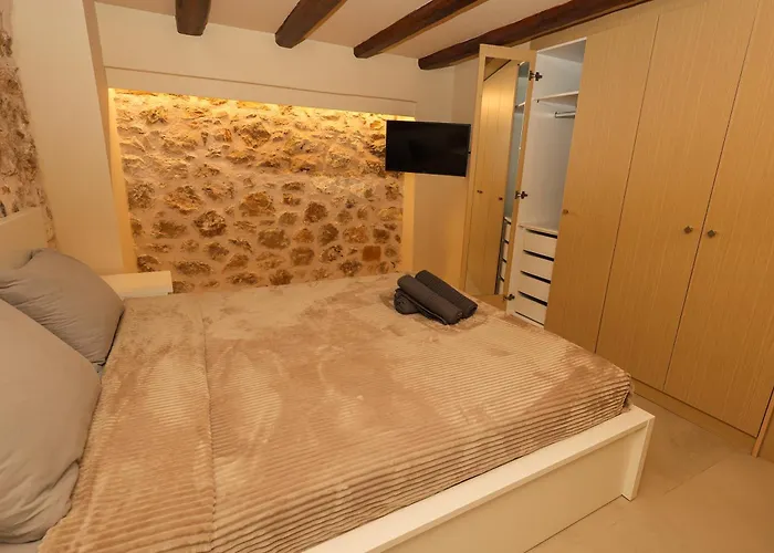 Aeolian Stone Villa Koilás